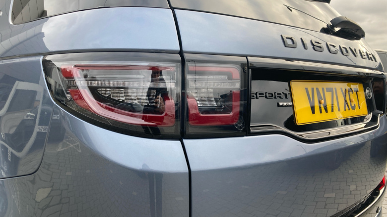 Land Rover Discovery Sport 1.5 P300e R-Dynamic HSE 5dr Auto [5 Seat] Station Wagon